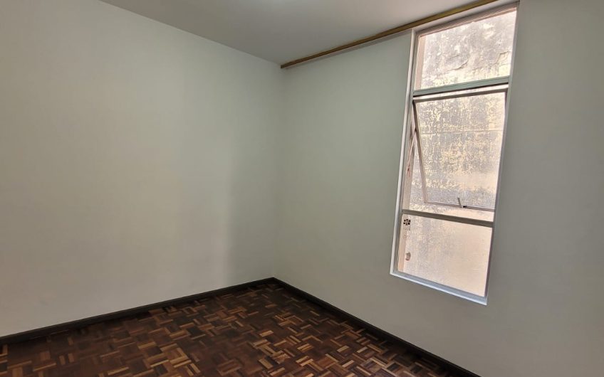 Apartamento para alugar possuí 66,00 M² com 02 dormitórios no Centro de Curitiba/PR