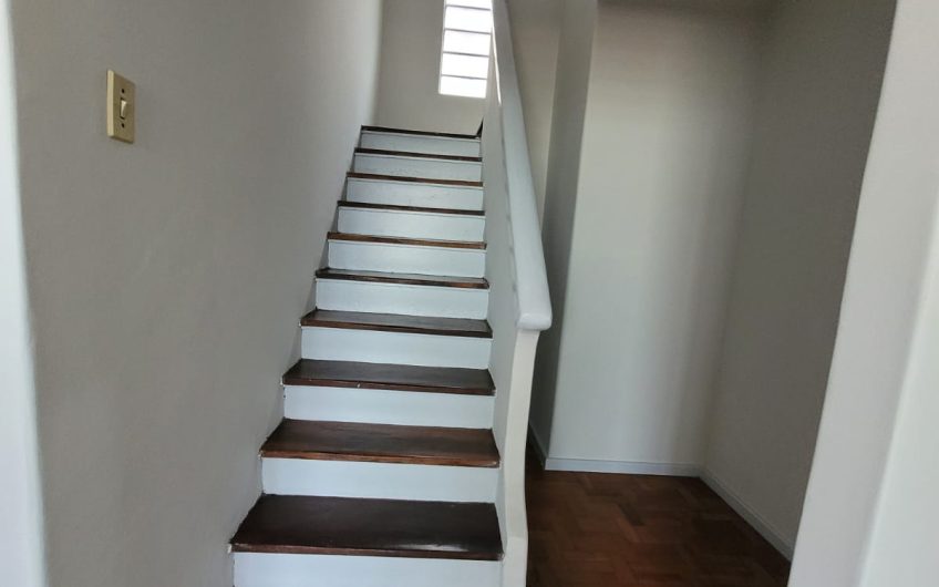 Apartamento para alugar possuí 100,00 M² com 4 dormitórios no Centro de Curitiba/PR