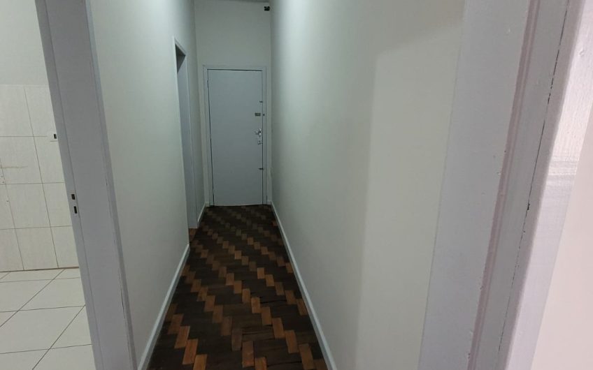 Apartamento para alugar possuí 100,00 M² com 4 dormitórios no Centro de Curitiba/PR