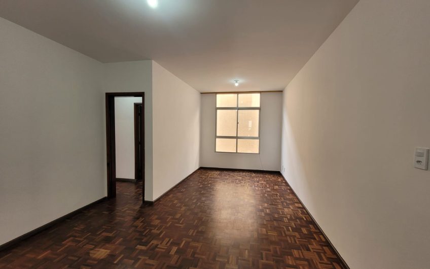 Apartamento para alugar possuí 66,00 M² com 02 dormitórios no Centro de Curitiba/PR