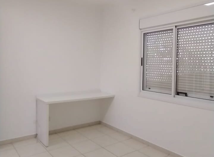 Sobrado para alugar possuí 299,80 M² com 03 dormitórios no Jardim Social, Curitiba/PR