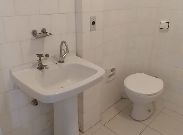Apartamento para alugar possuí 62,00 M² com 02 dormitórios no Centro de Curitiba/PR