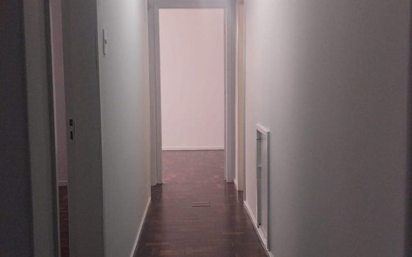 Apartamento para alugar possuí 62,00 M² com 02 dormitórios no Centro de Curitiba/PR