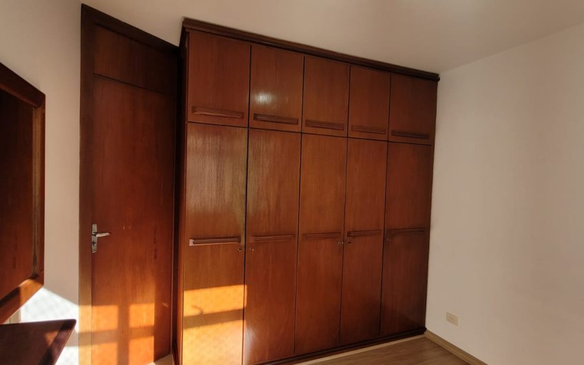Apartamento para alugar possuí 54,40 M² com 1 dormitório no Centro de Curitiba/PR