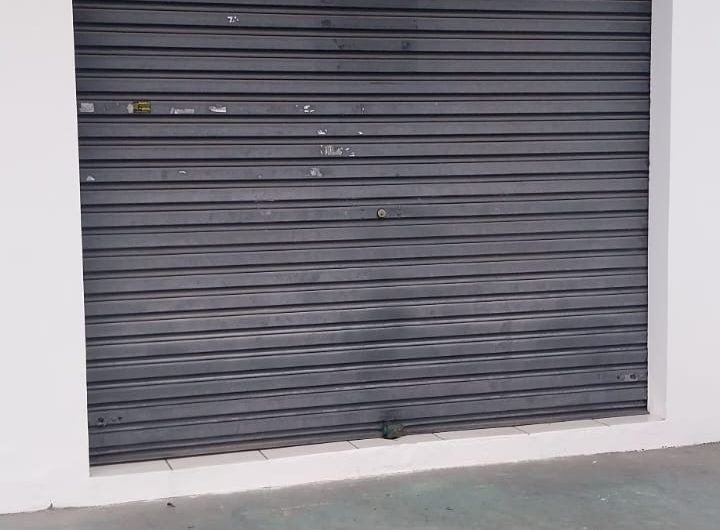 Loja para alugar possuí 30,00 M² com uma sala com bwc no Alto XV, Curitiba/PR