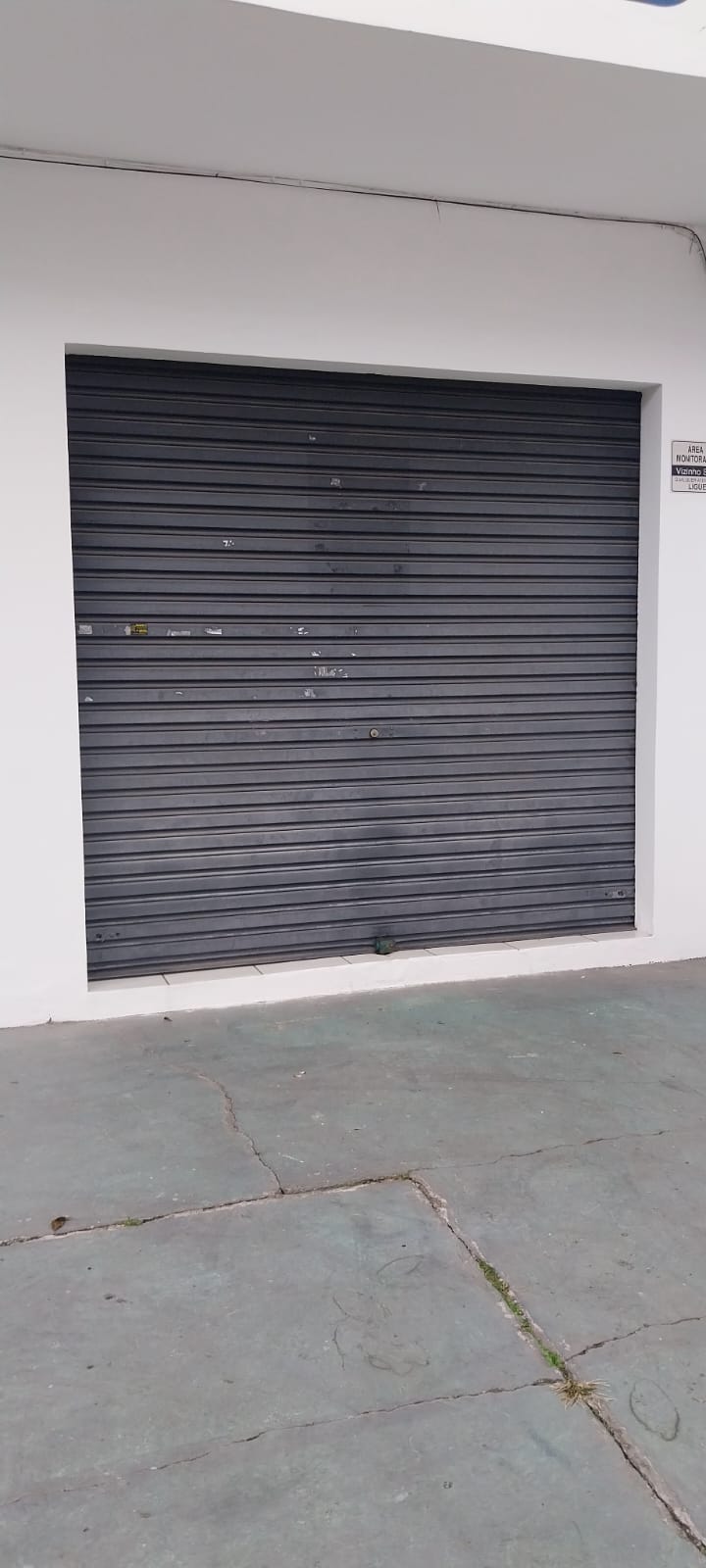 Loja para alugar possuí 30,00 M² com uma sala com bwc no Alto XV, Curitiba/PR