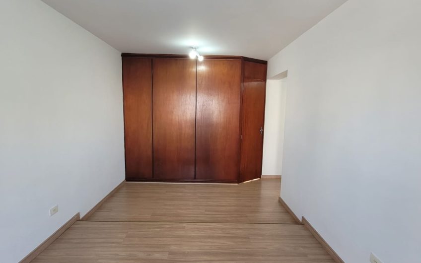 Apartamento para alugar possuí 54,40 M² com 1 dormitório no Centro de Curitiba/PR